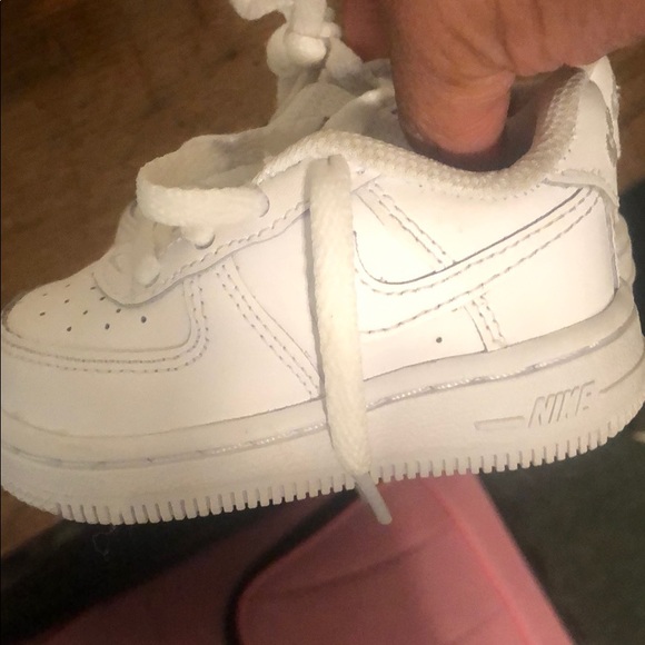 Infant White UPS - Picture 2 of 5